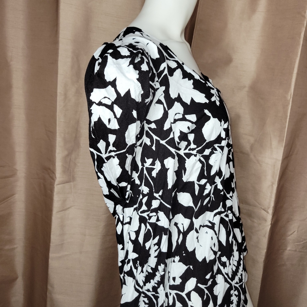 INC International Concepts Women's LS Floral Top - Size: XL - Black / White - Picture 2 of 12